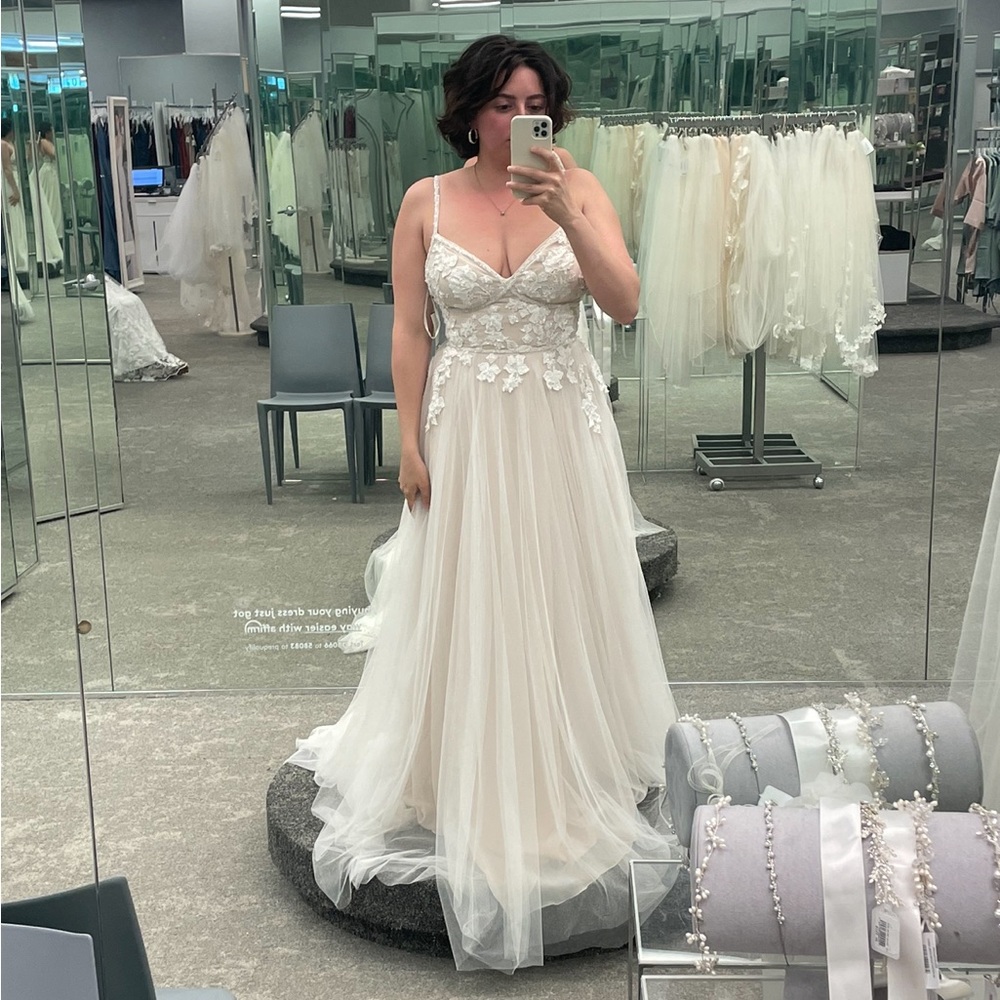 David’s bridal wedding gown